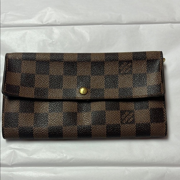 Louis Vuitton Damier Ebene Sarah wallet - Picture 1 of 9